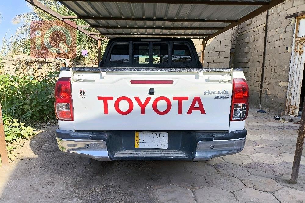 تويوتا هايلوكس